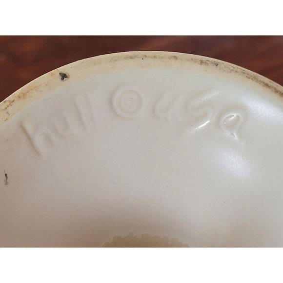 Hull Ceramic Planter on Pedestal - Picture 2 of 2